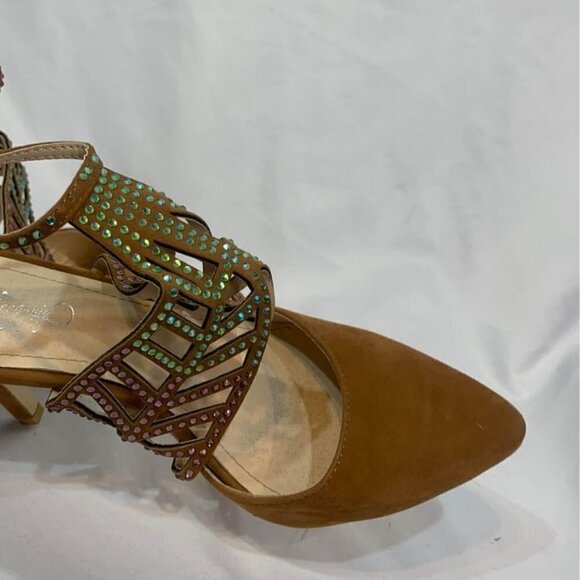 WOMAN’S formal pumps. Carmel faux suede. Rhinestone embellishments. Unique. - Picture 7 of 9